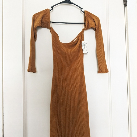 Mustard Off the Shoulder Lace Tie Up Open Back Bodycon Dress MystiqueBoutiqueNYC - Picture 3 of 8